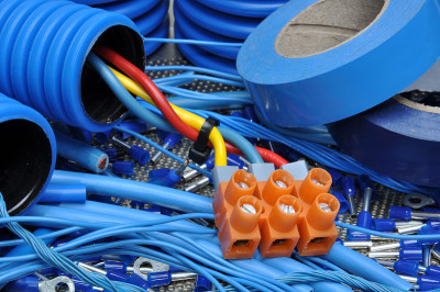 電力電子技術與計算機技術融合 推動商務科技創新的雙引擎